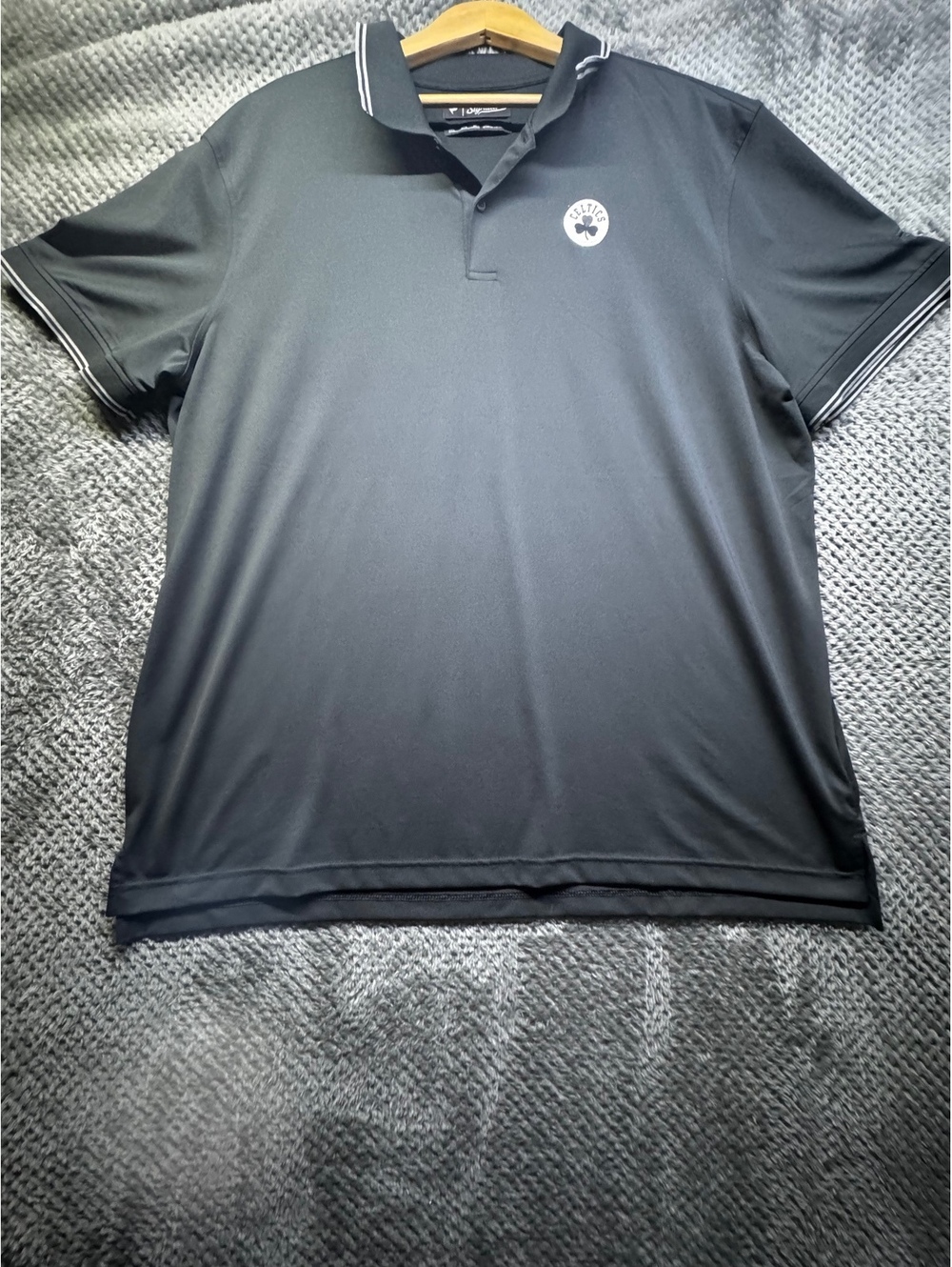 Fanatics signatures Boston Celtics men’s two XL black polo 619